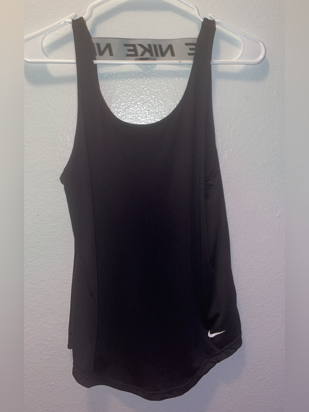 Nike Black Scoop Neck Athletic Tank Top